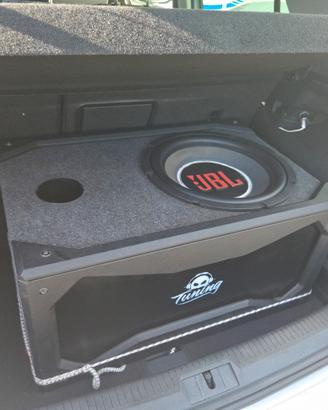 subwoofer JBL 38