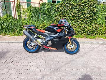 Aprilia RSV 1000 factory 2005