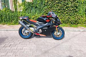 Aprilia RSV 1000 factory 2005