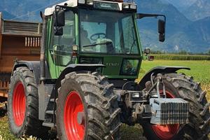 trattore fendt xylon 524