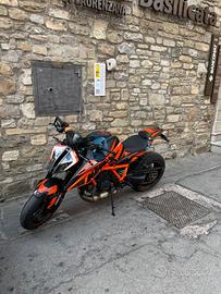 Ktm 1290 tagliando+frizione+sensori leggi bene