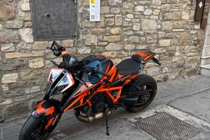 Ktm 1290 tagliando+frizione+sensori leggi bene
