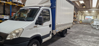 Iveco daily 32c13 del 2014 gemellato