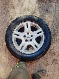 Cerchi e peneumatici range rover