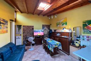 2 LOCALI A OLEGGIO