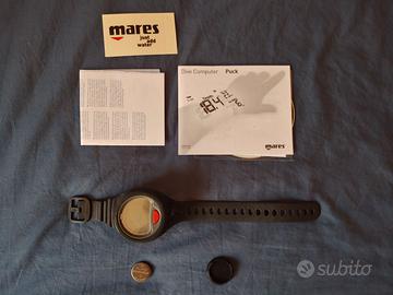 Mares dive computer puck wrist