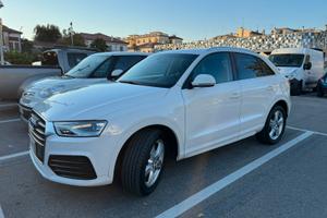 Audi Q3 2.0 TDI 120 CV Sport - LEGGI DESCRIZIONE