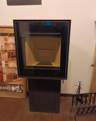 STUFA A LEGNA DI DESIGN