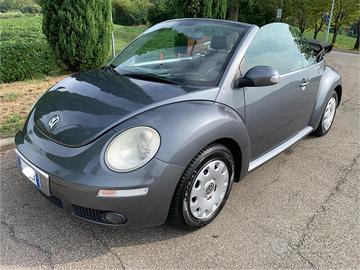 Volkswagen New Beetle 1.6 Cabrio