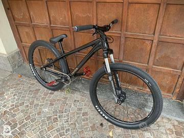 MTB Canyon Stitched 360 2024 dirt, pump, street