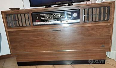 GRUNDIG MOBILE RADIO ANNI '70 FUNZIONANTE