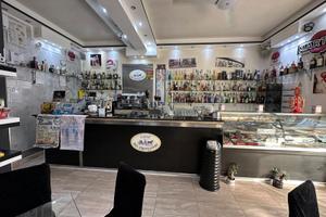 Bar presso via del mare
