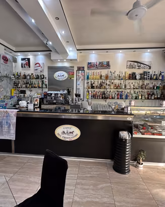 Bar presso via del mare