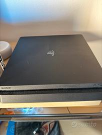 Ps4 + giochi (limited edition)