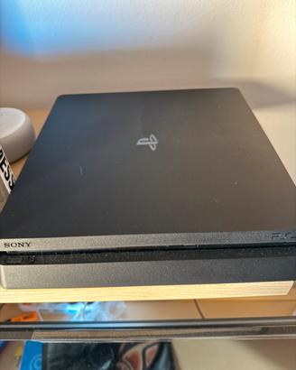 Ps4 + giochi (limited edition)