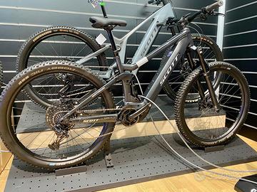 Scott STRIKE Eride 930 taglia M Test Bike BOSCH