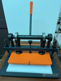 Pressa fustellatrice manuale per cuoio marca Vevor
