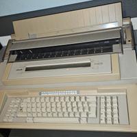 Macchina da scrivere Olivetti Modello ET2450MD