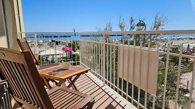 Igea Marina Bilocale Fronte Mare Estivo"