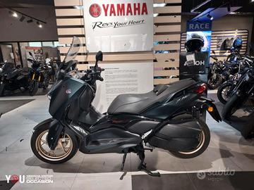 Yamaha X-Max 300 Tech Max