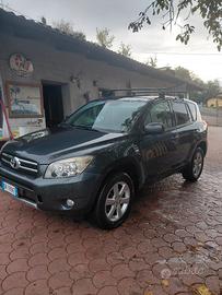Rav 4 Toyota