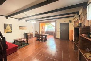 Esclusiva Villa a schiera angolare