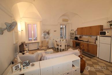 Trilocale centro storico mesi o quindicine