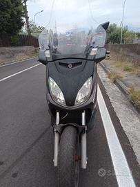 X-max 250