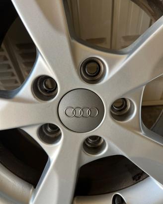 Cerchi in lega R16 AUDI A3 205/55/R16