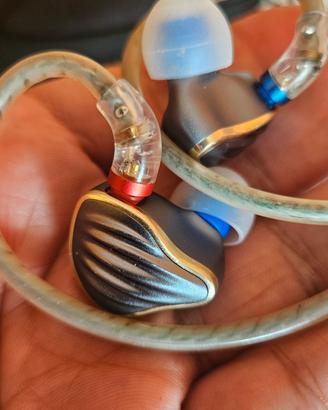 FiiO FH5 Auricolari + cavo omaggio