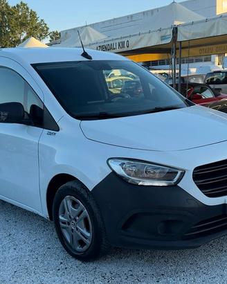 Mercedes Benz 1.5 112 CDI Furgone Long 85KW