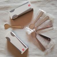 Cucchiaini mod. Ombra e tazze Mug. Expo 2015