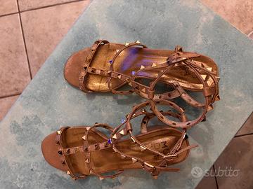 Scarpe Sandalo oro rosa con tacco