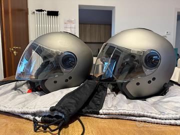 Coppia caschi moto dainese