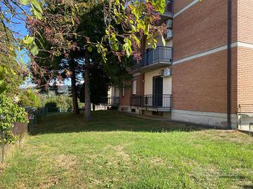 Appartamento di 96 m² con 3 locali e box auto a Qu