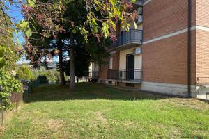 Appartamento di 96 m² con 3 locali e box auto a Qu