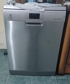 Lavastoviglie Electrolux