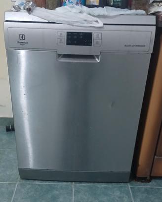 Lavastoviglie Electrolux