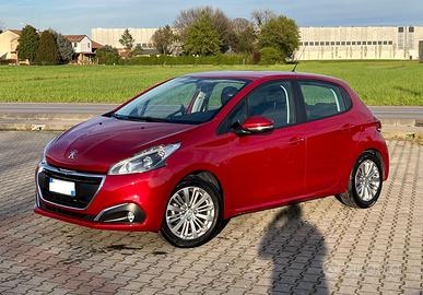 Peugeot 208 1.2 82cv Active - 11/2017 - 85000 km