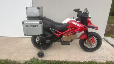 Moto peg perego ducati
