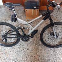 mtb uomo prezzo trattabile