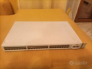 switch rete aziendale 48 porte ethernet