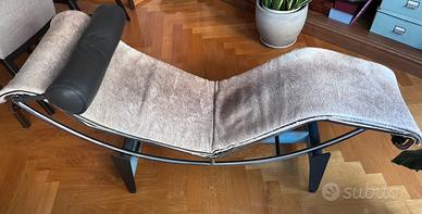 Cassina LC4 Chaise Longue