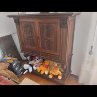 mobili stile rinascimento