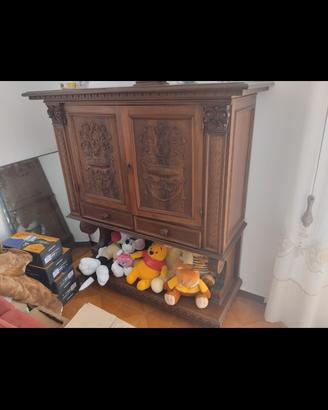 mobili stile rinascimento