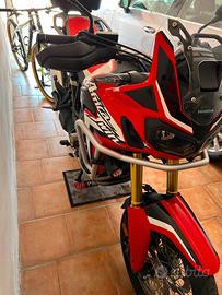 Honda Africa Twin DCT Tricolor