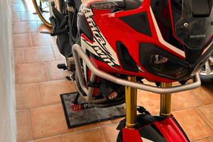Honda Africa Twin DCT Tricolor