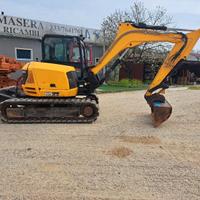 JCB 85Z
