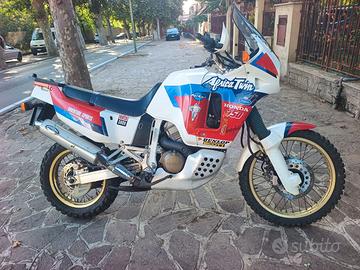 Honda Africa Twin RD04