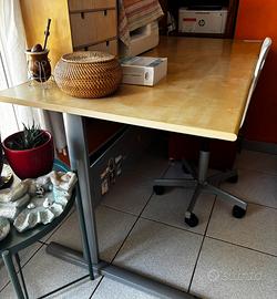 Scrivania Ikea GALANT